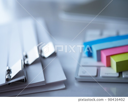 文件和個人計算機的商業形象 98416402