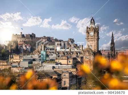 Panorama with Edinburgh Castle seen from Calton Hill, Scotland, UK 98416670