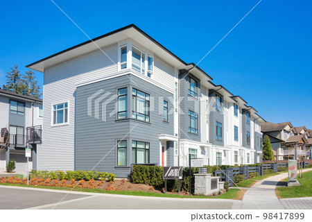 A perfect neighbourhood. Brand new townhouses for sale on spring season 98417899