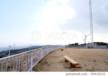 青山高原_久井榊原風力發電設施附近的風景7 青山高原_久井榊原風力發電設施附近的風景7 98418145