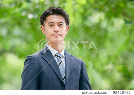 商務男性新鮮綠色肖像 98418782