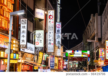 《東京》禦徒町站前通商店街・上野繁華商店街 98419706