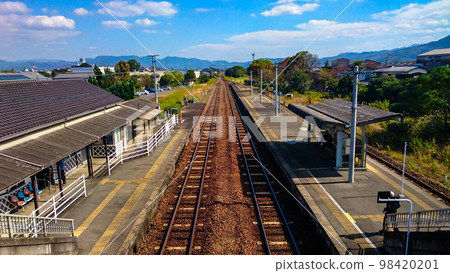 A track extending straight from Chikugo-Yoshii Station A track extending straight from Chikugo-Yoshii Station 98420201