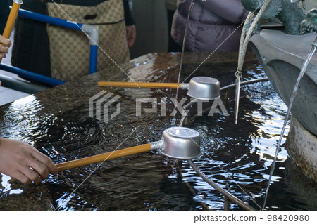 Chozusha Shrine 98420980