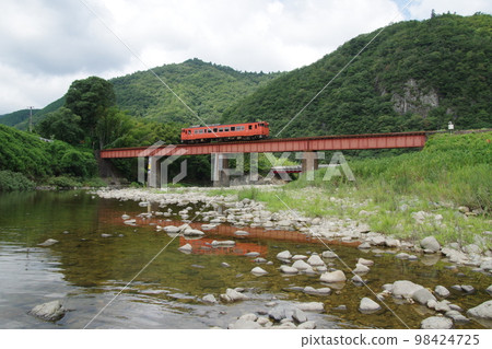 Chomonkyo 本地火車 Kiha 40 附近的山口線 98424725