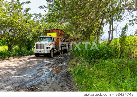 long truck from several trailers 98424742
