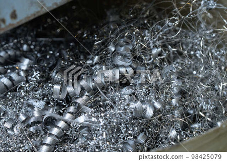 一家金屬加工廠的內部形象 98425079