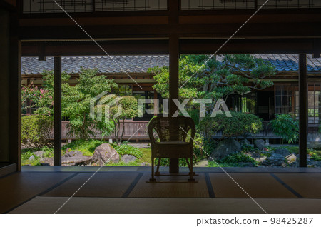 Niigata, a wealthy farmer's mansion Niigata, a wealthy farmer's mansion 98425287