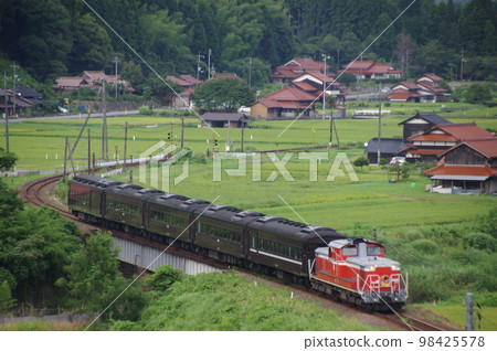 Yamaguchi Line Near Watarikawa DL Yamaguchi DD51 98425578
