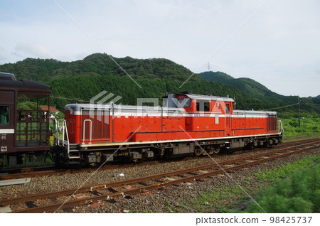 Yamaguchi Line Shinome Station DL Yamaguchi DD51 Yamaguchi Line Shinome Station DL Yamaguchi DD51 98425737