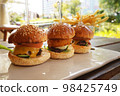 hamburger trio 98425749
