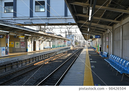 鐵道私鐵/東武野田線富士之島站站台 鐵道私鐵/東武野田線富士之島站站台 98426504
