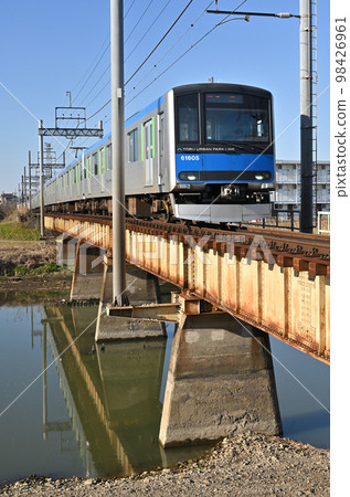 鐵路私營鐵路東武野田線 60000 系列 61605F 98426961