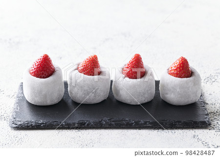 Strawberry Daifuku Strawberry Daifuku 98428487