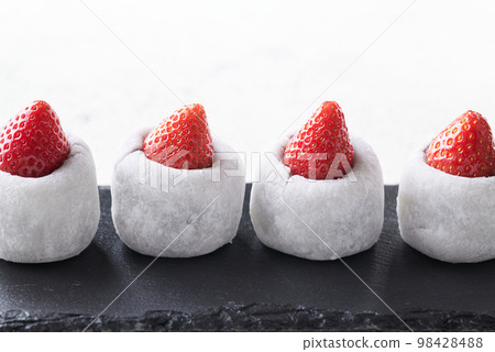 Strawberry Daifuku Strawberry Daifuku 98428488