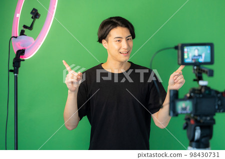 Video distribution image Video distribution image 98430731