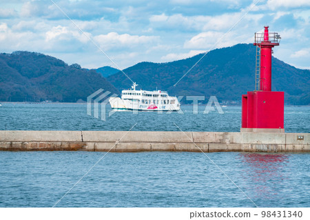 Shiroishi Island, Kasaoka City, Okayama Prefecture Shiroishi Island, Kasaoka City, Okayama Prefecture 98431340