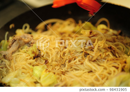 在家做飯的過程 98431905
