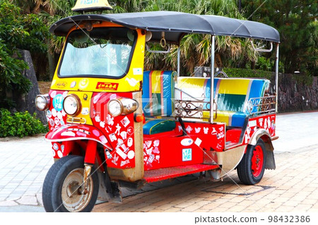tuk tuk trip tuk tuk trip 98432386