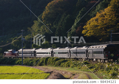 山口線 Jifuku DL 山口觀光車 Orote 35 附近 山口線 Jifuku DL 山口觀光車 Orote 35 附近 98434121