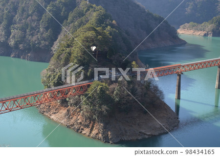 奧井湖站(靜岡縣灰原郡) 奧井湖站(靜岡縣灰原郡) 98434165