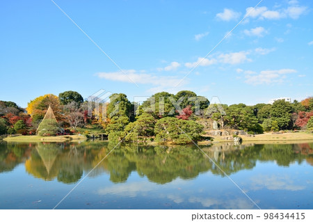 Rikugien Garden, Komagome, Tokyo Rikugien Garden, Komagome, Tokyo 98434415