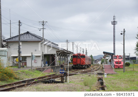 Johana Line Johana Station Station Building Johana Line Johana Station Station Building 98435971