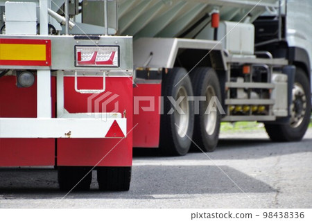 Truck image Full trailer rear 98438336