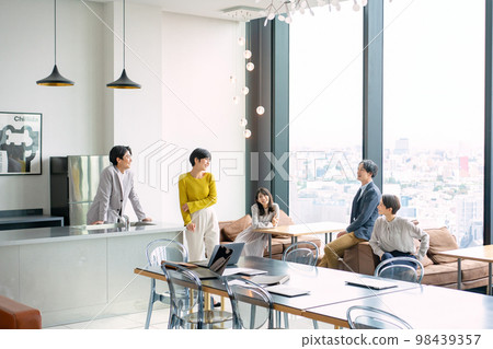 Business scene creative Business scene creative 98439357