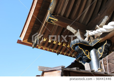 Murotsu's townscape, Kamo Shrine Karamon gate, behind the eaves, close-up view, Murotsu, Mitsucho, Tatsuno City, Hyogo Prefecture Murotsu's townscape, Kamo Shrine Karamon gate, behind the eaves, close-up view, Murotsu, Mitsucho, Tatsuno City, Hyogo Prefecture 98441446