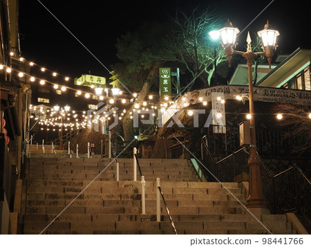 伊香保溫泉石團街的夜景 98441766