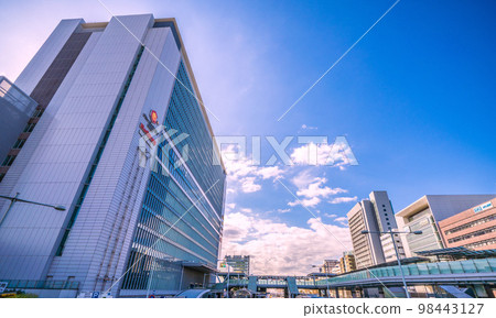 Yokohama cityscape in Japan Looking forward to Shin-Yokohama Station, which will be more convenient with the opening of the Sotetsu Shin-Yokohama Line and Tokyu Shin-Yokohama Line (March) Yokohama cityscape in Japan Looking forward to Shin-Yokohama Station, which will be more convenient with the opening of the Sotetsu Shin-Yokohama Line and Tokyu Shin-Yokohama Line (March) 98443127