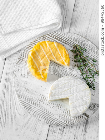 Camembert cheese Camembert cheese 98445360