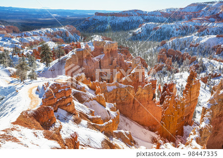 Winter Bryce Winter Bryce 98447335