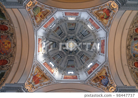 Dome in Salzburg cathedral Dome in Salzburg cathedral 98447737