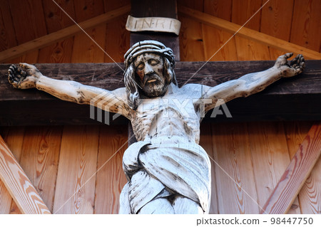 Crucifixion, Cemetery in St. Gilgen on Wolfgang See lake, Austria 98447750