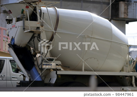 Image of agitator truck (concrete mixer truck) 98447961