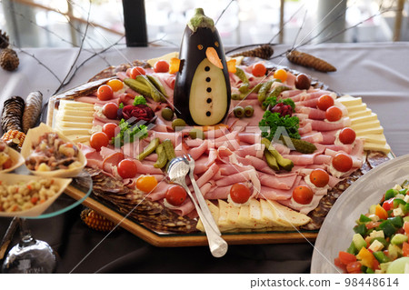 Classic Croatian starter plate with Fine Croatian ham, sliced salami and cheese 98448614