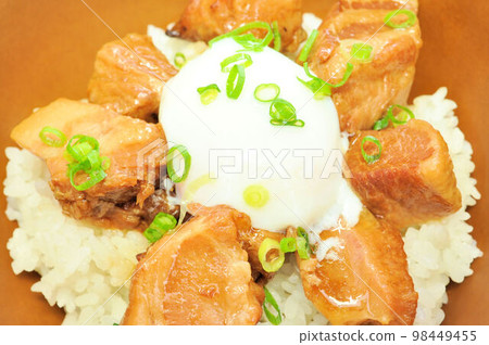 煮沸的豬肚碗 98449455
