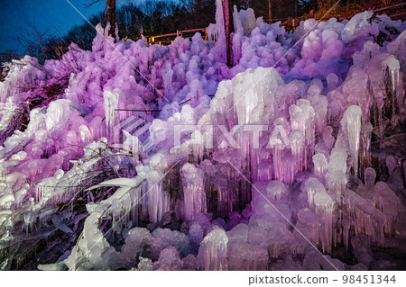 Ice pillar of ragwood Ice pillar of ragwood 98451344