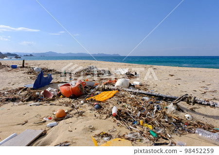 Garbage washed ashore on the beautiful Suishohama Beach Garbage washed ashore on the beautiful Suishohama Beach 98452259