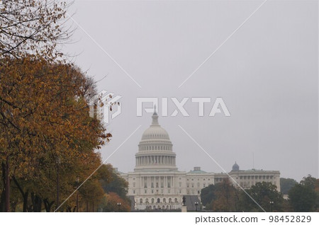 United States Capitol in Washington United States Capitol in Washington 98452829