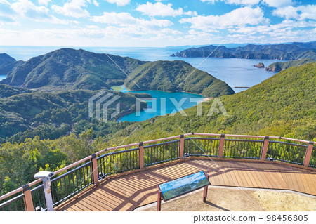 【三重島展望台的風景】三重縣渡來郡南瀨町三重志摩天地 98456805