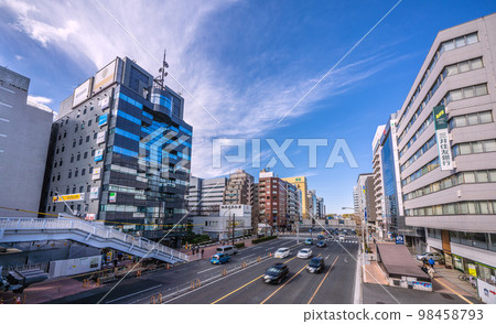 Yokohama cityscape in Japan Looking forward to Shin-Yokohama Station, which will be more convenient with the opening of the Sotetsu Shin-Yokohama Line and Tokyu Shin-Yokohama Line (March) 98458793