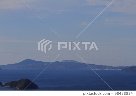 View of Fukue Island from the Narushima Shirodake Observatory View of Fukue Island from the Narushima Shirodake Observatory 98458854