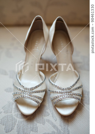 Designer silver shoes sale for wedding