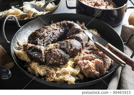 Bloody sausage morcilla 98463915
