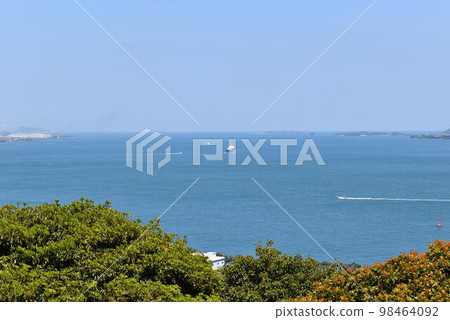 從手塚山公園看到的關門海峽 從手塚山公園看到的關門海峽 98464092