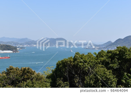 從手塚山公園看到的關門海峽 98464094
