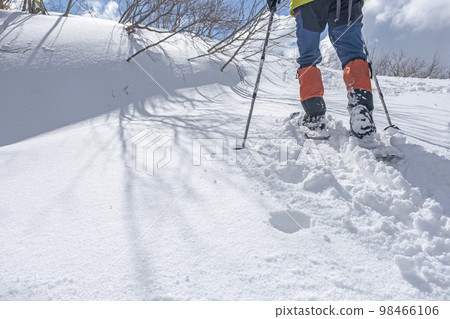 雪道徒步加賀大山的形象 98466106